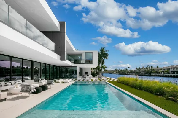 $29,995,000 | 2633 Spanish River Road, Boca Raton, FL 33432