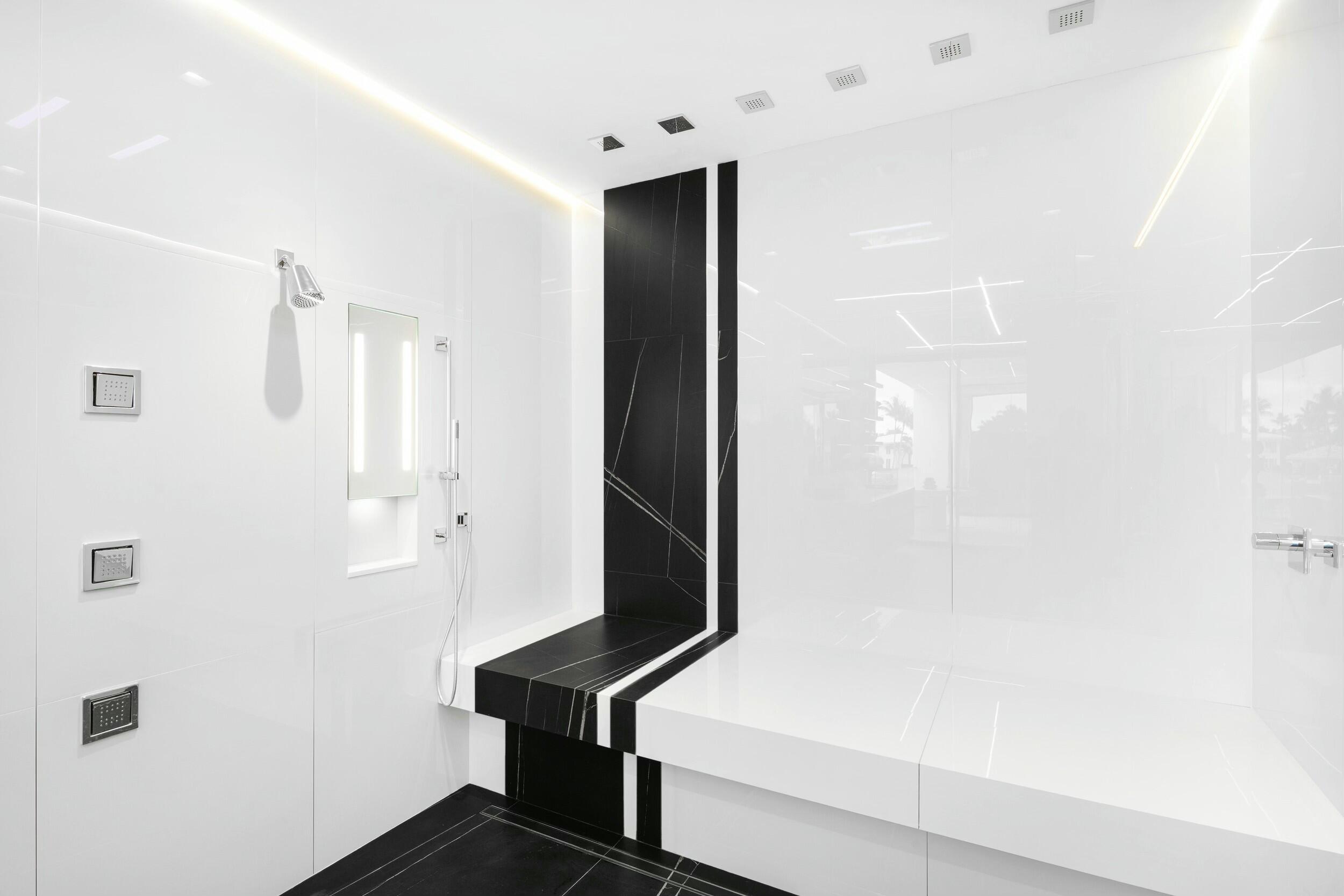 2633 Spanish River Road Boca Raton, FL 33432 - Photo 51 of 66 Primary bathroom