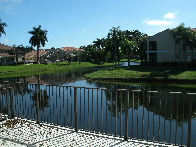 23032 Island View, Unit C Boca Raton, FL 33433 - Photo 11 of 18 Back View