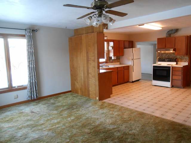 7590 Hwy 8 Rhinelander Wi 54501 Rhinelander, WI 54501 - Photo 4 of 12 Gallery Image 4