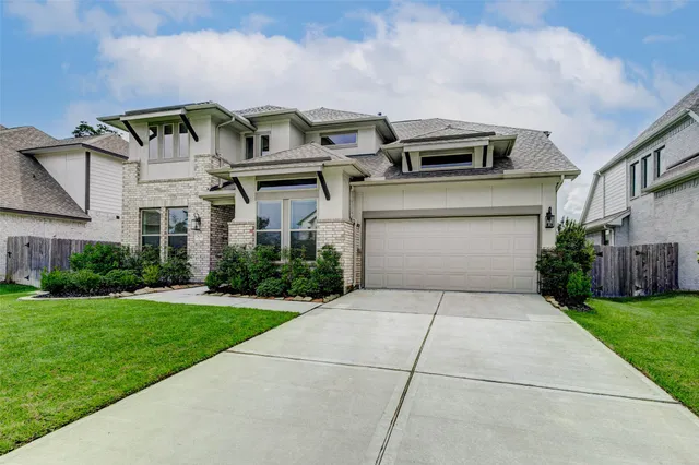 $599,000 | 2806 Kingly Pne Trail, Conroe, TX 77385