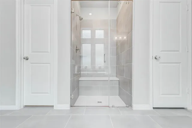 $599,000 | 2806 Kingly Pne Trail, Conroe, TX 77385