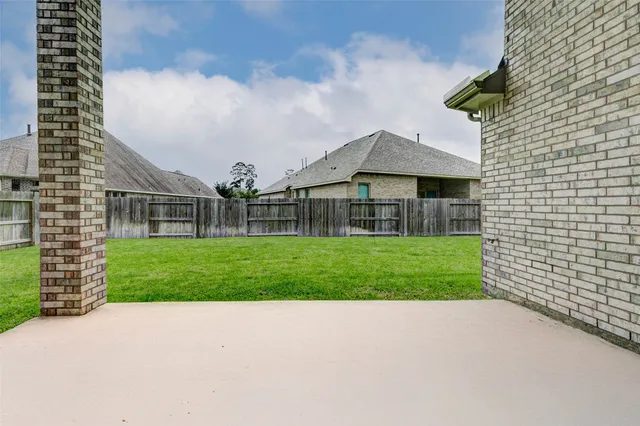 $599,000 | 2806 Kingly Pne Trail, Conroe, TX 77385