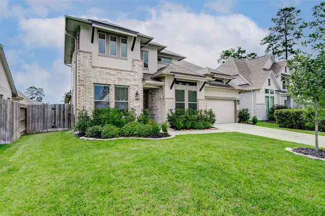 $599,000 | 2806 Kingly Pne Trail, Conroe, TX 77385