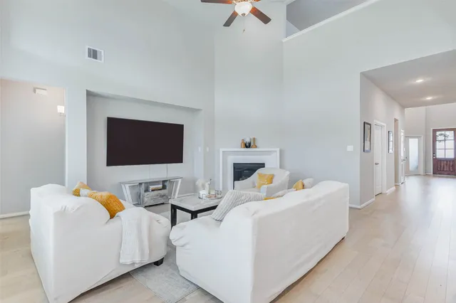 $599,000 | 2806 Kingly Pne Trail, Conroe, TX 77385