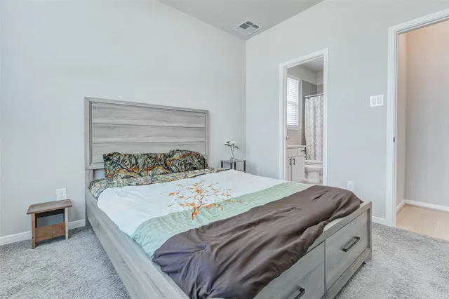 $599,000 | 2806 Kingly Pne Trail, Conroe, TX 77385