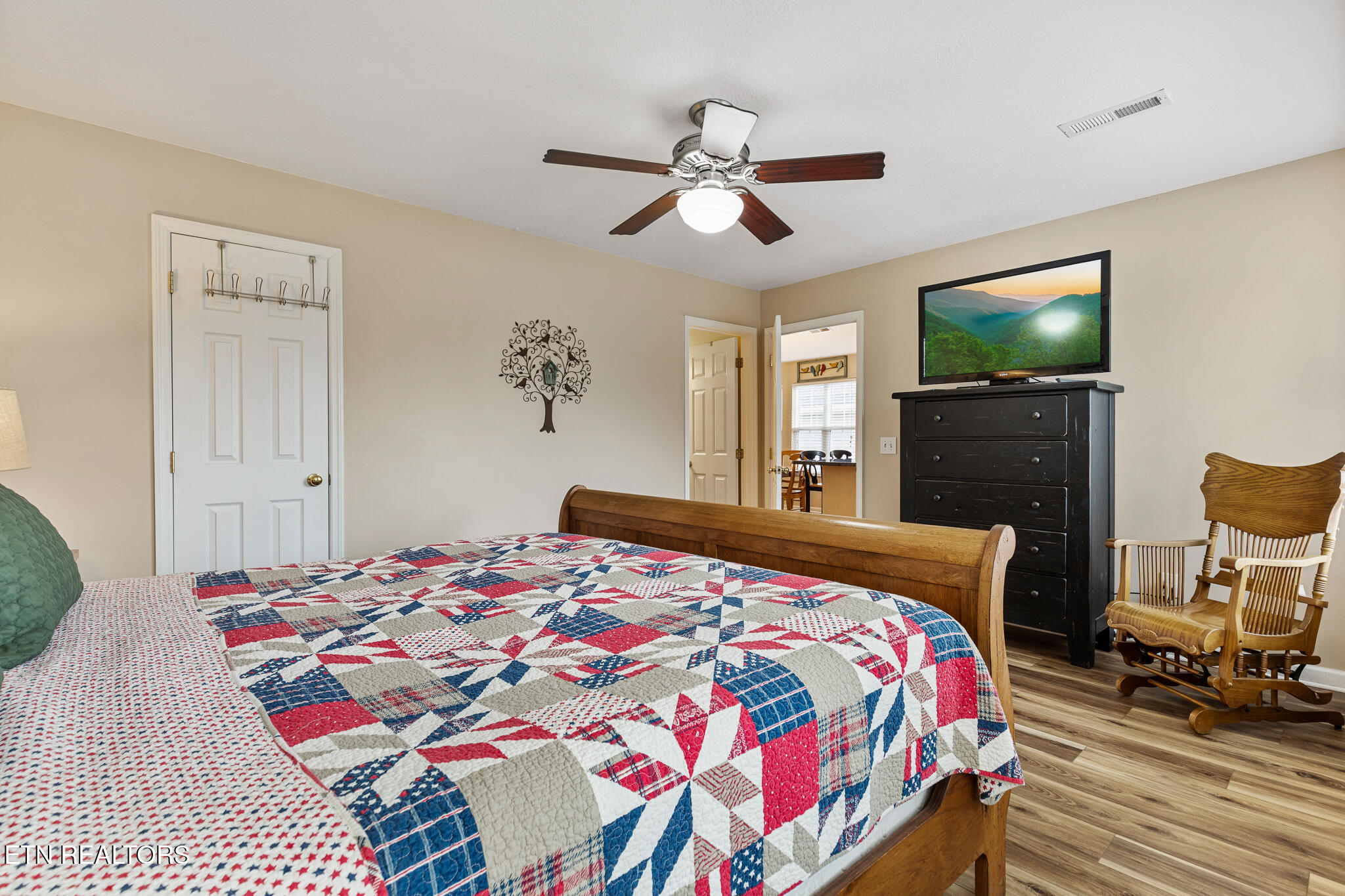 522 Tanasi Trail Pigeon Forge, TN 37863 - Photo 17 of 27 522 Tanasi Trail, Pigeon Forge-26