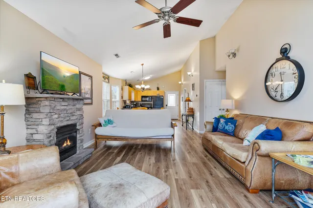 $475,000 | 522 Tanasi Trail, Pigeon Forge, TN 37863