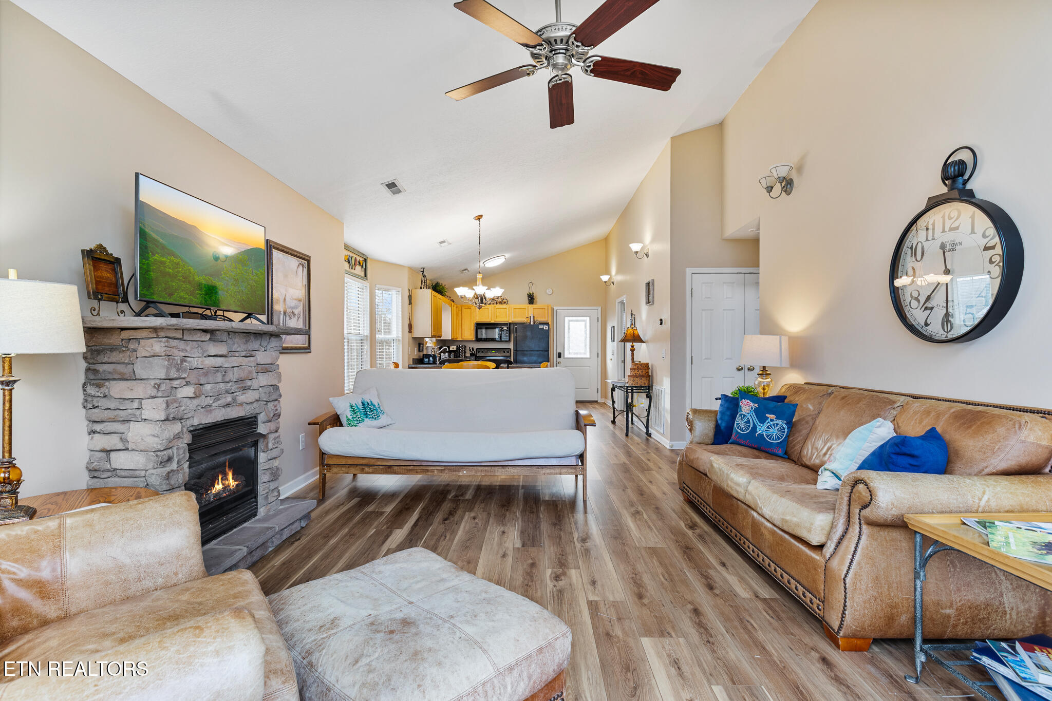 522 Tanasi Trail Pigeon Forge, TN 37863 - Photo 5 of 27 522 Tanasi Trail, Pigeon Forge-7