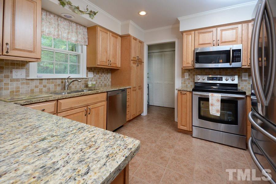 8504 Langtree Lane Raleigh, NC 27613 - Photo 7 of 25