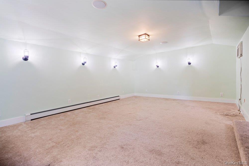 64 Sally Lane Ridge, NY 11961 - Photo 24 of 35 Gallery Image 24