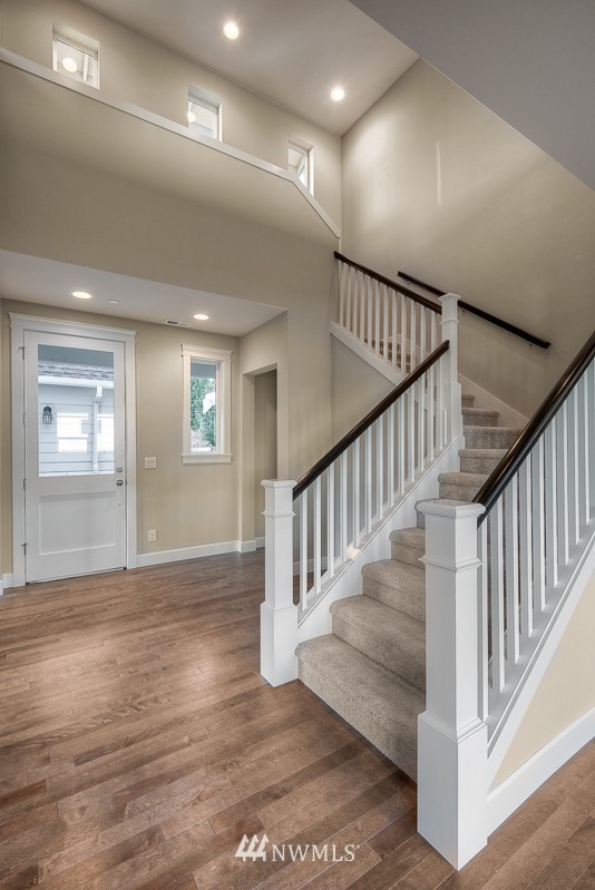 10827 Northeast 190th Place Bothell, WA 98011 - Photo 8 of 18 Gallery Image 8