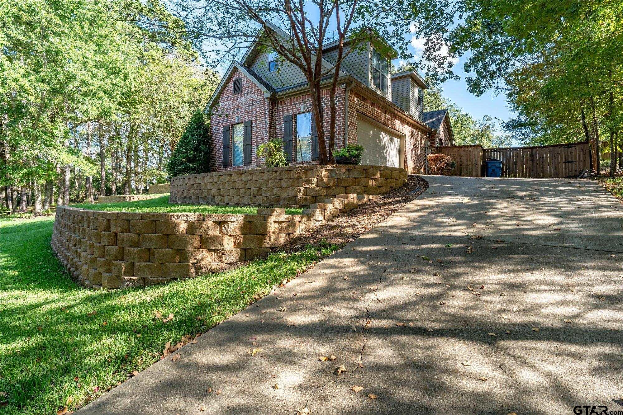 2811 Prestwick Road Jacksonville, TX 75766 - Photo 2 of 37 Gallery Image 2