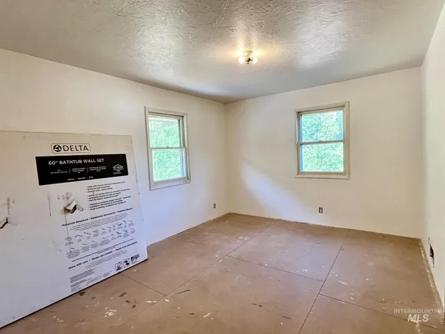 $329,900 | 404 Harmony Heights Road, Orofino, ID 83544