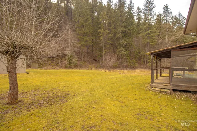 $329,900 | 404 Harmony Heights Road, Orofino, ID 83544