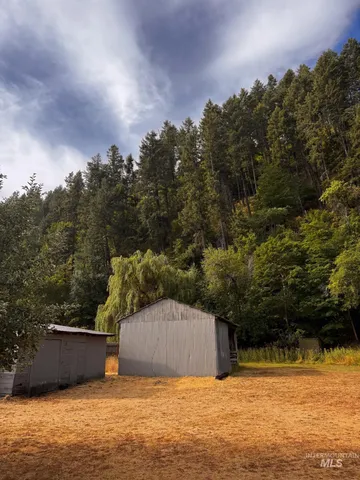 $329,900 | 404 Harmony Heights Road, Orofino, ID 83544