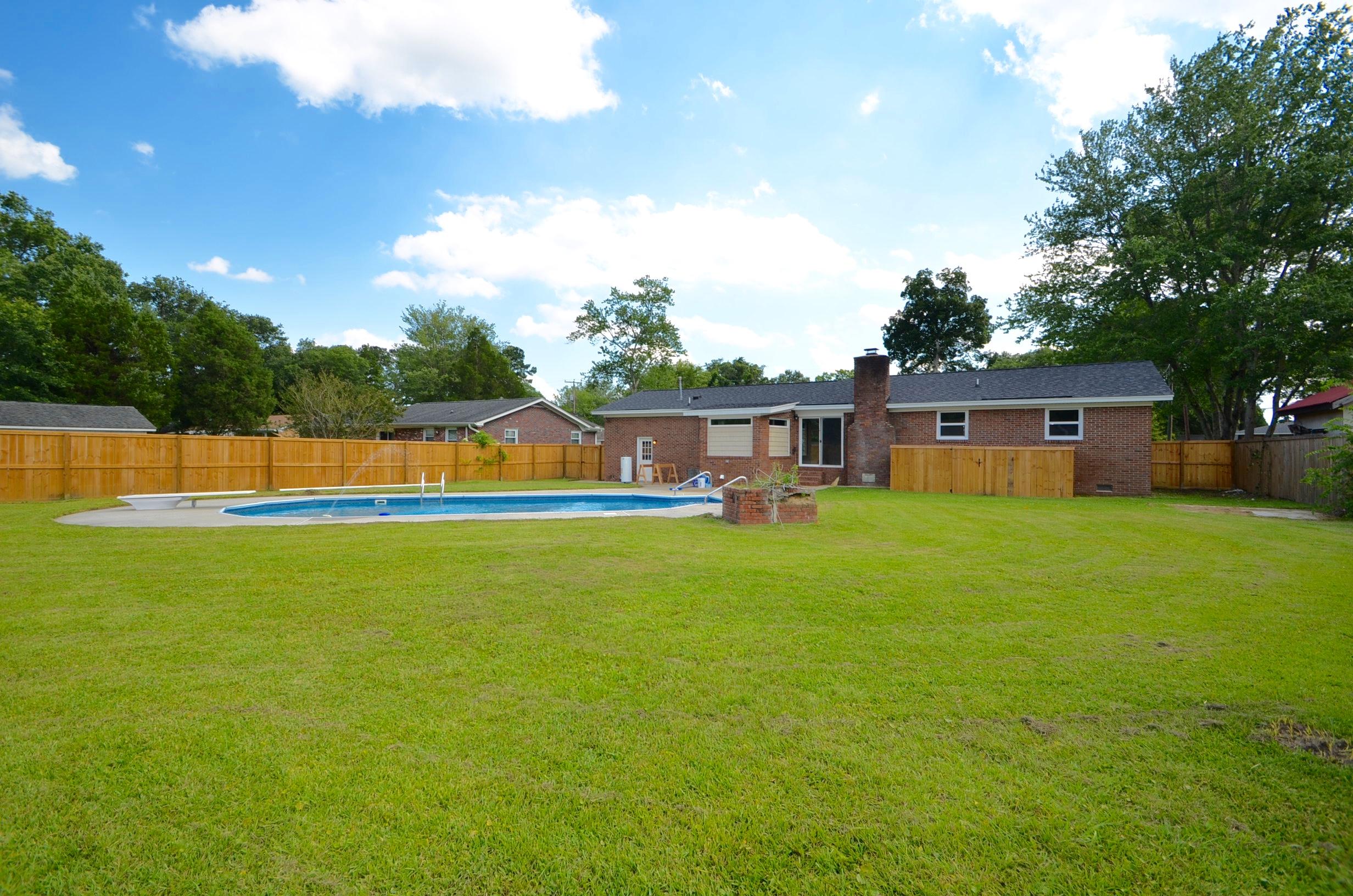 103 County Rd S-18-334 Ladson, SC 29456 - Photo 4 of 27 DSC_0006