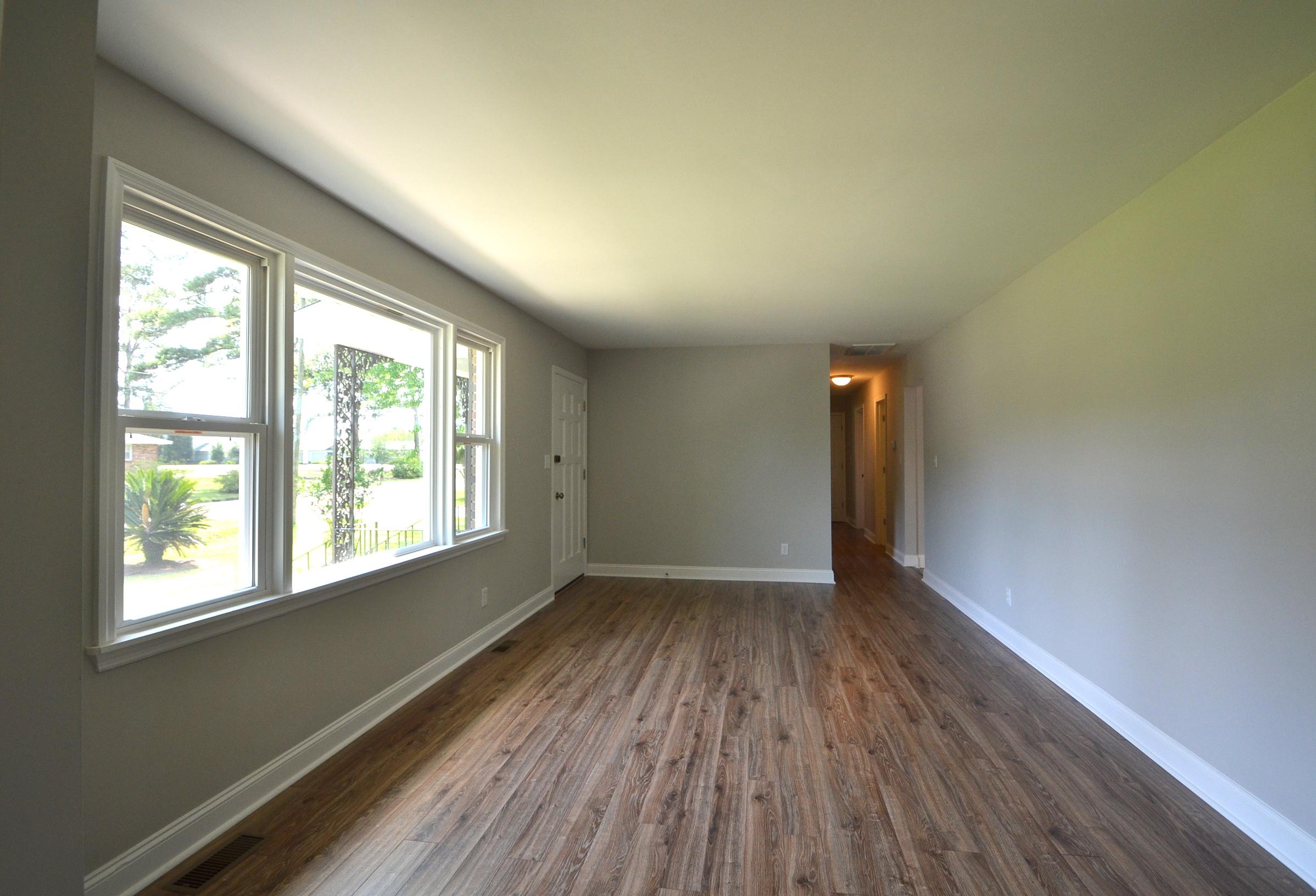 103 County Rd S-18-334 Ladson, SC 29456 - Photo 5 of 27 DSC_0046