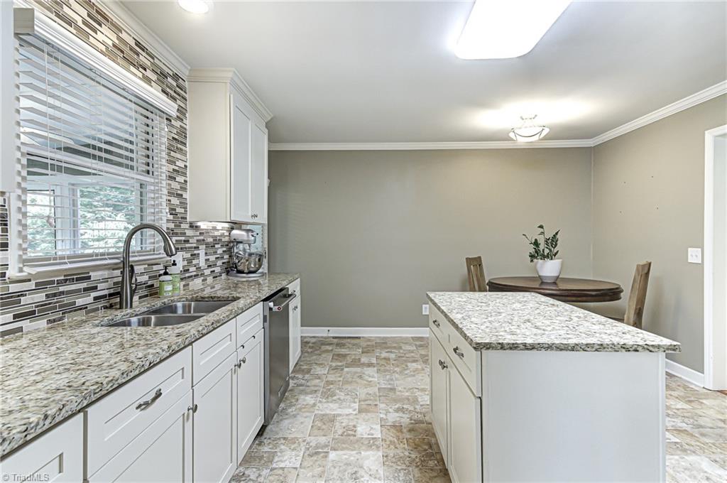 6135 Styers Ferry Road Clemmons, NC 27012 - Photo 8 of 29 Upgraded appliances