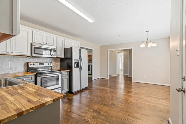 $384,900 | 2414 Cason Lane, Lewisburg, TN 37091