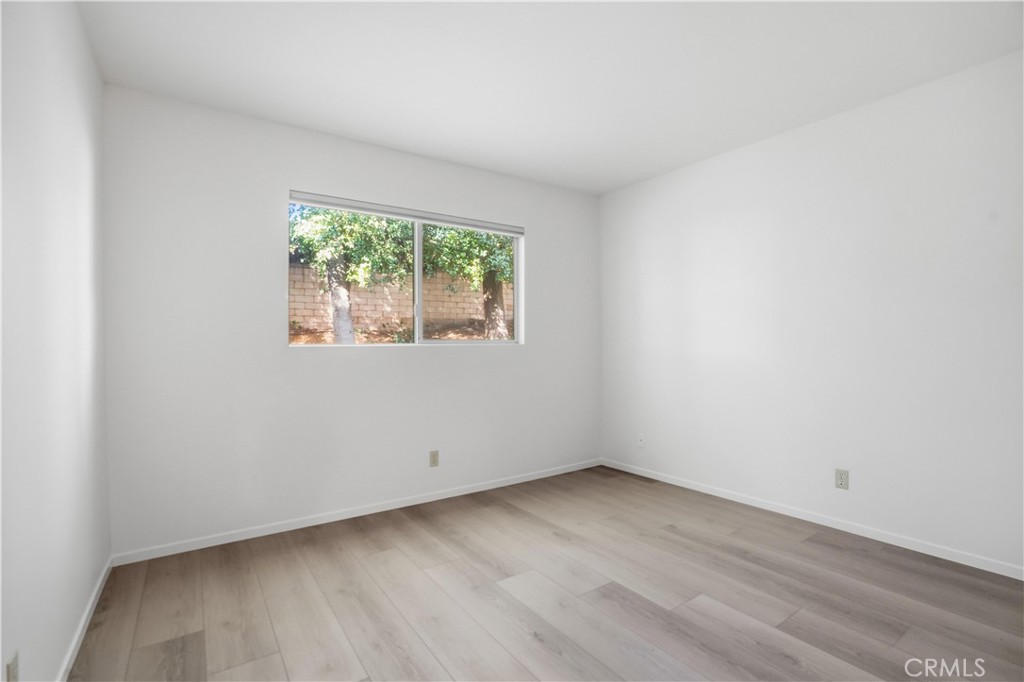 10919 Bismarck Avenue Porter Ranch, CA 91326 - Photo 12 of 37