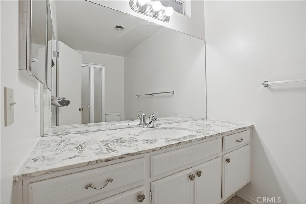 10919 Bismarck Avenue Porter Ranch, CA 91326 - Photo 20 of 37