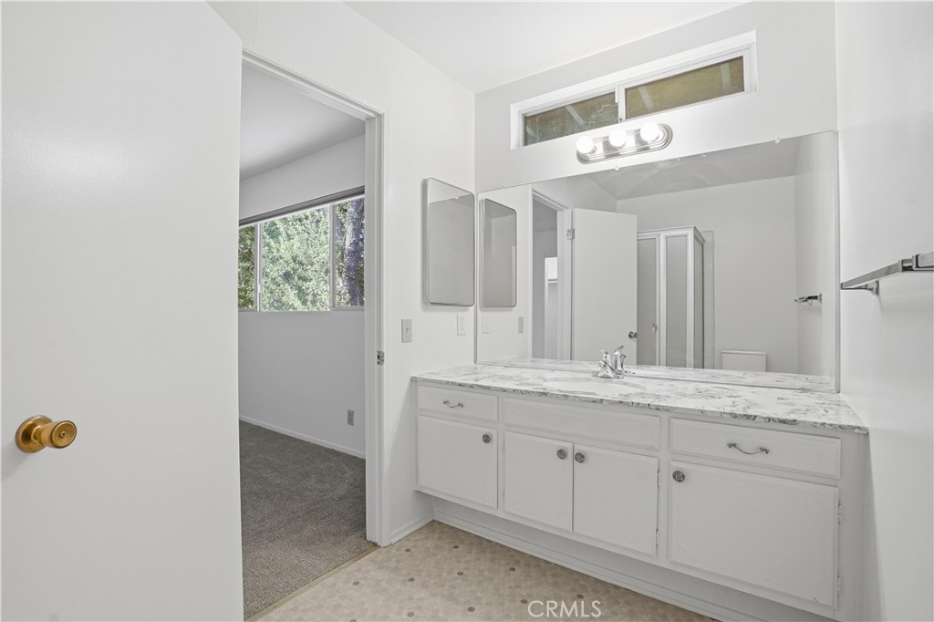 10919 Bismarck Avenue Porter Ranch, CA 91326 - Photo 21 of 37