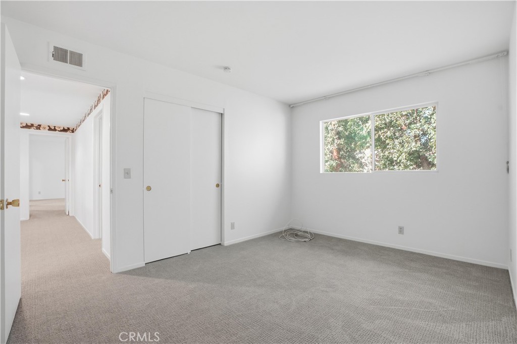 10919 Bismarck Avenue Porter Ranch, CA 91326 - Photo 25 of 37