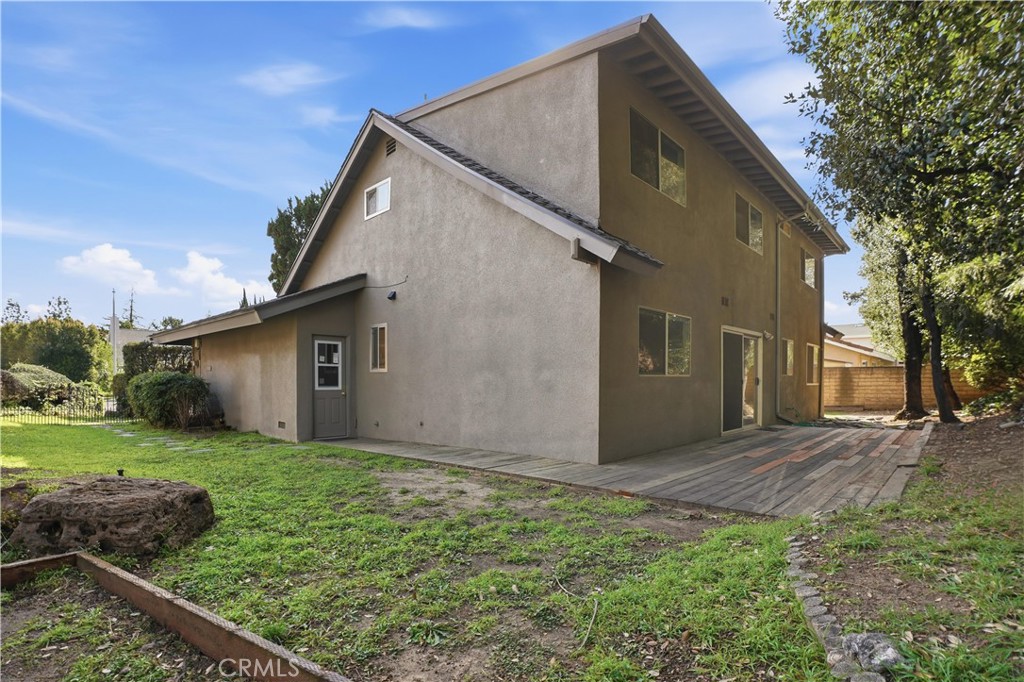 10919 Bismarck Avenue Porter Ranch, CA 91326 - Photo 31 of 37