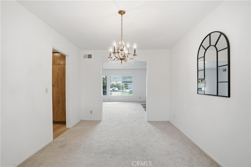 10919 Bismarck Avenue Porter Ranch, CA 91326 - Photo 10 of 37