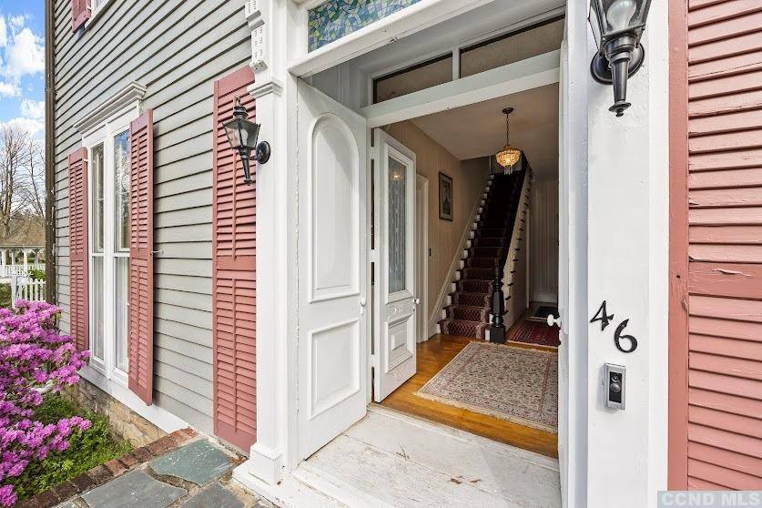 46 Broad Street Kinderhook, NY 12106 - Photo 6 of 44