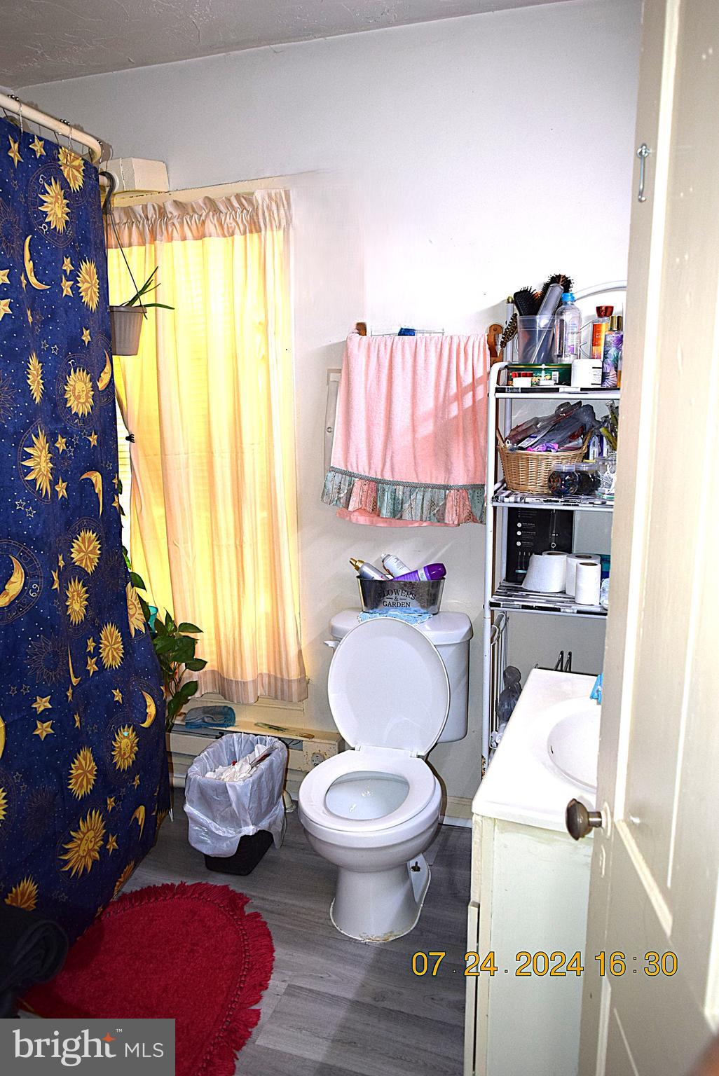 140 Baltimore Street Hanover, PA 17331 - Photo 12 of 21 bath on 2nd floor