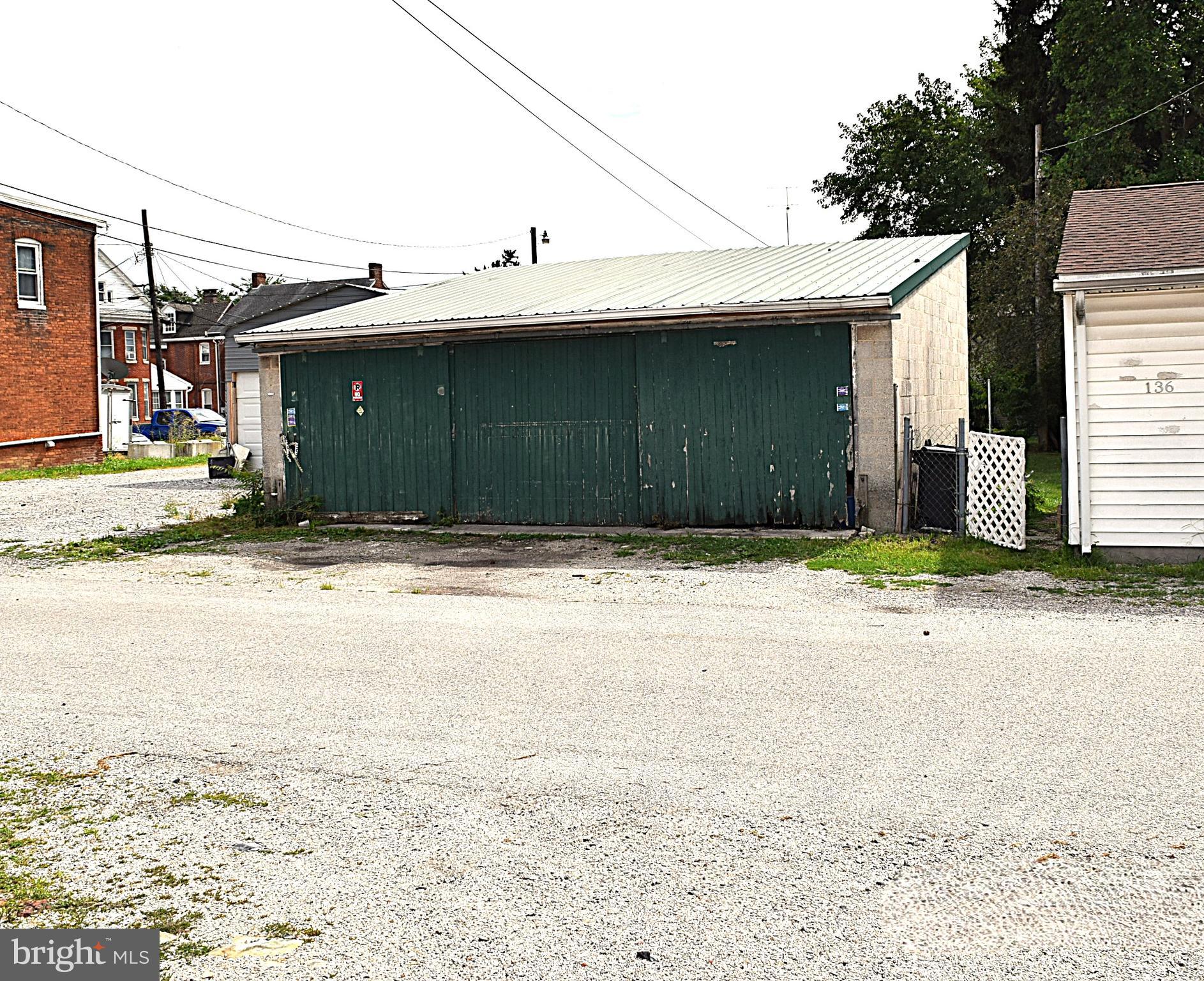 140 Baltimore Street Hanover, PA 17331 - Photo 3 of 21 garage- left half