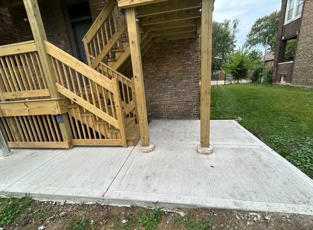 $399,999 | 7459 South Champlain Avenue, Chicago, IL 60619