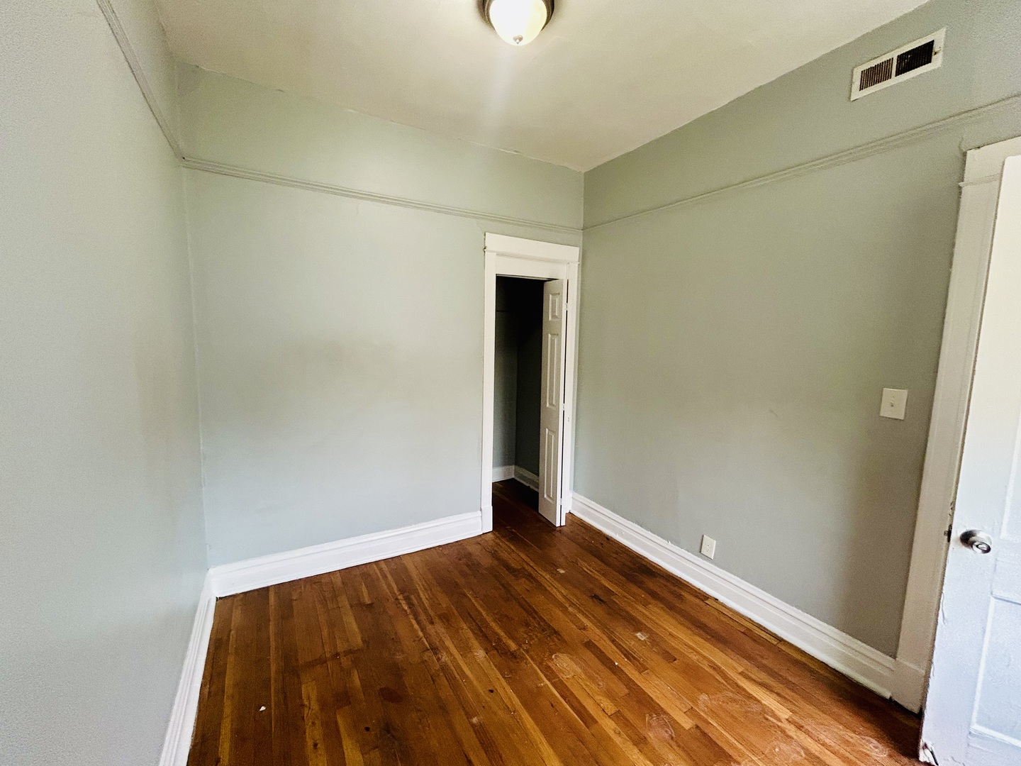 7459 South Champlain Avenue Chicago, IL 60619 - Photo 9 of 16