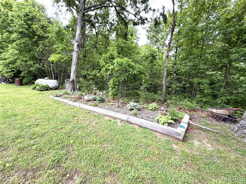 2864 Spring Valley Road Summersville, MO 65571 - Photo 23 of 36