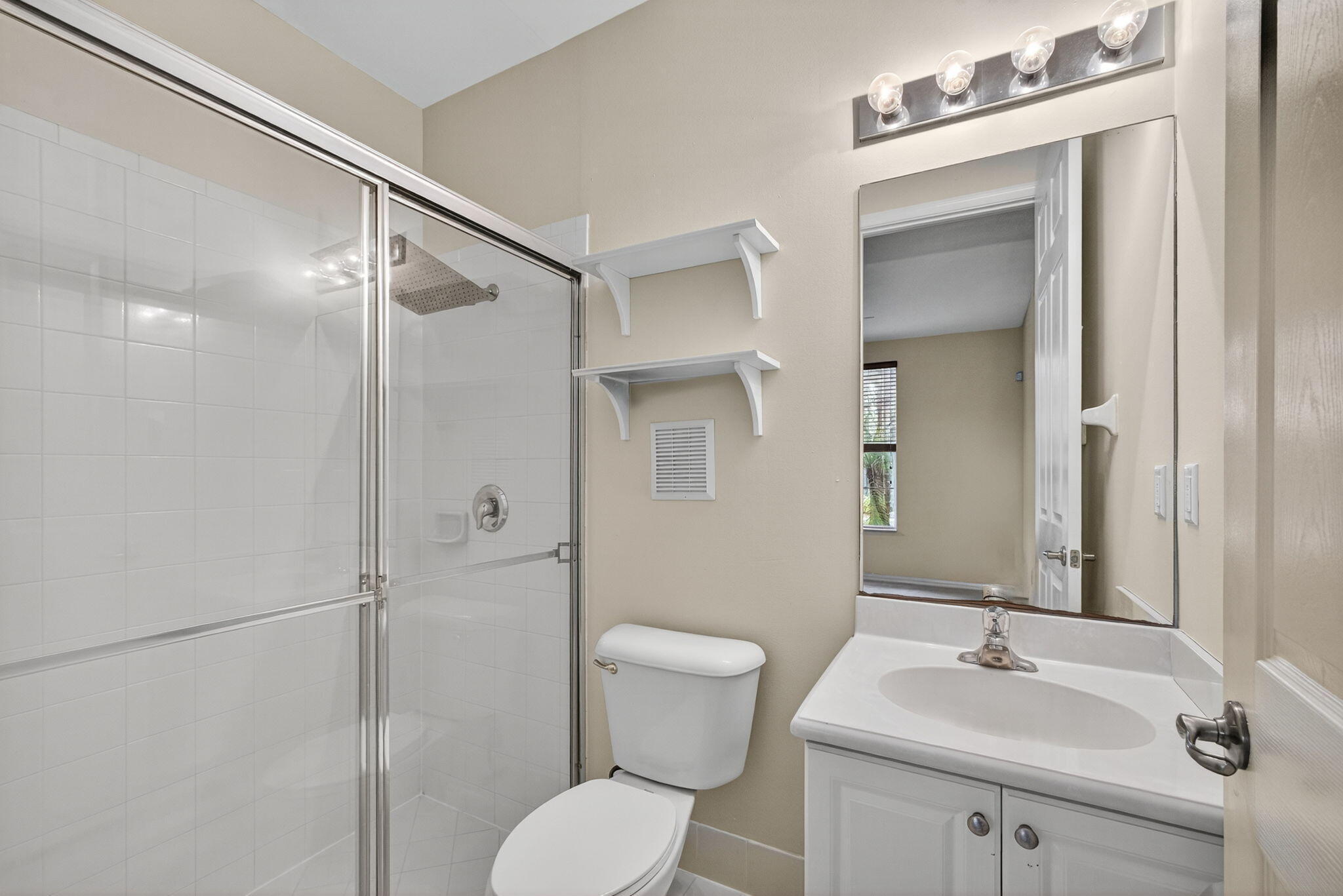 1562 Grande Cull Way Jupiter, FL 33458 - Photo 11 of 35 Downstairs Bathroom