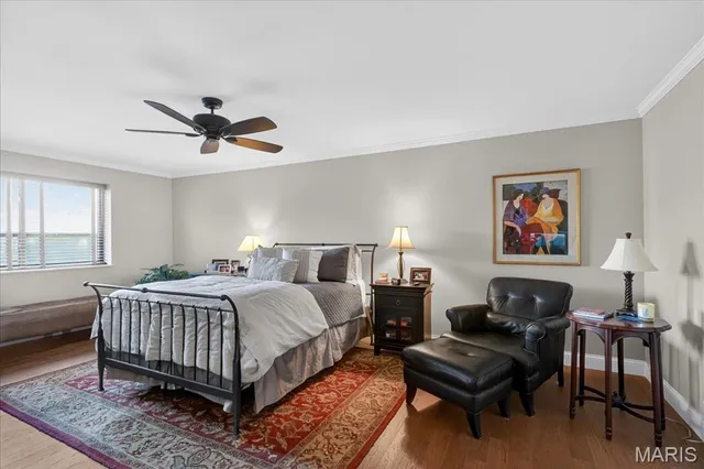 $350,000 | 4355 Maryland Avenue, Unit 319, St. Louis, MO 63108