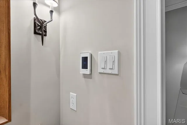 $350,000 | 4355 Maryland Avenue, Unit 319, St. Louis, MO 63108