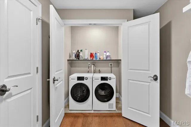 $350,000 | 4355 Maryland Avenue, Unit 319, St. Louis, MO 63108