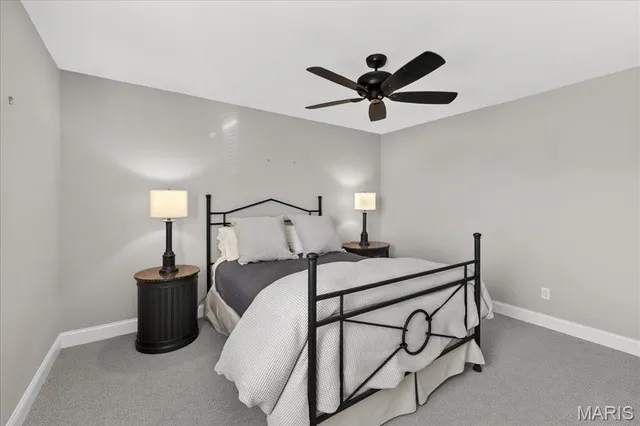 $350,000 | 4355 Maryland Avenue, Unit 319, St. Louis, MO 63108