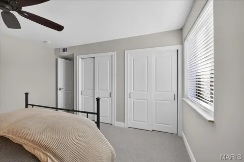 $350,000 | 4355 Maryland Avenue, Unit 319, St. Louis, MO 63108