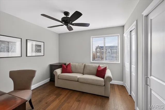 $350,000 | 4355 Maryland Avenue, Unit 319, St. Louis, MO 63108