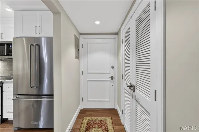 $350,000 | 4355 Maryland Avenue, Unit 319, St. Louis, MO 63108