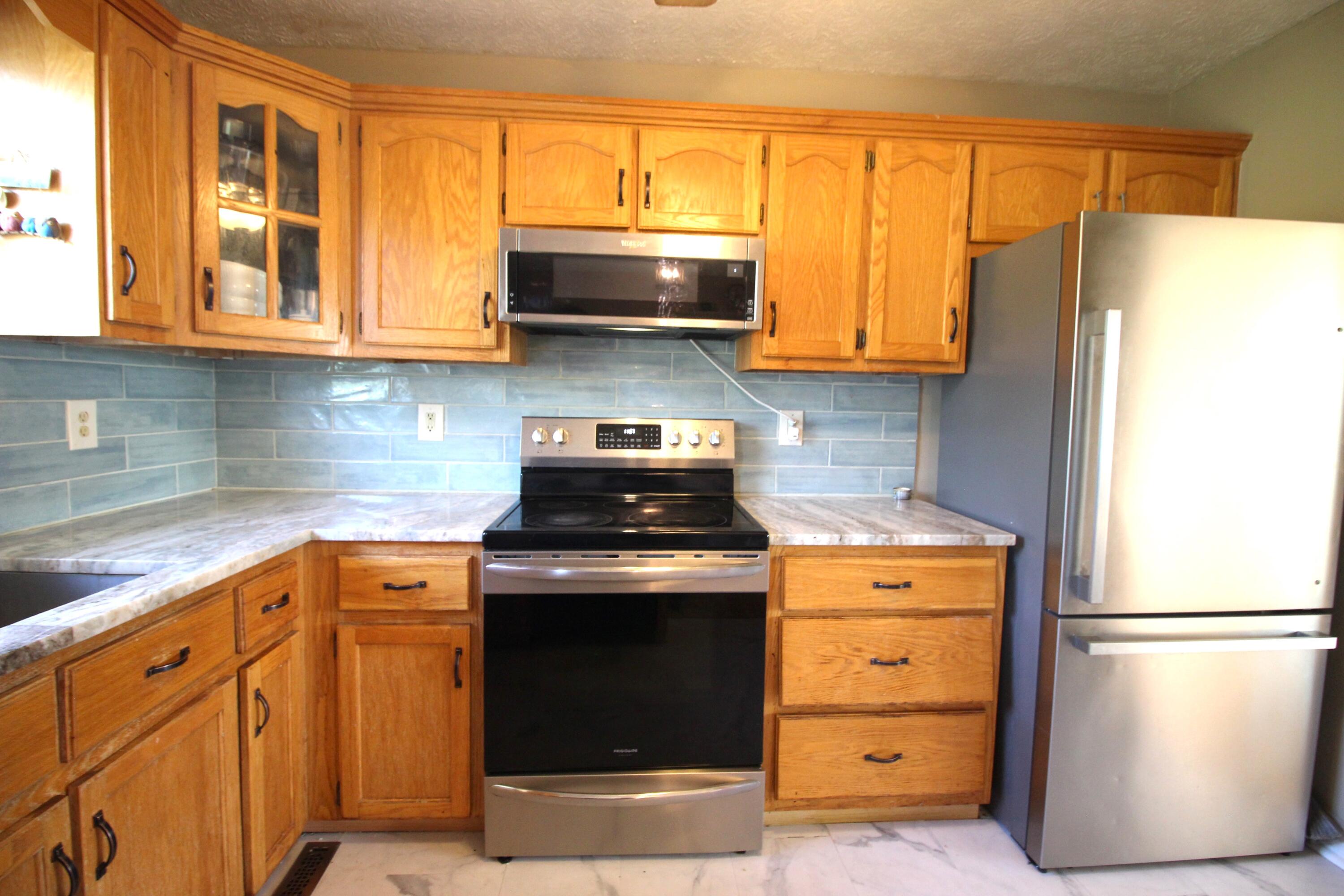 312 Springhurst Drive Berea, KY 40403 - Photo 21 of 45 Kitchen