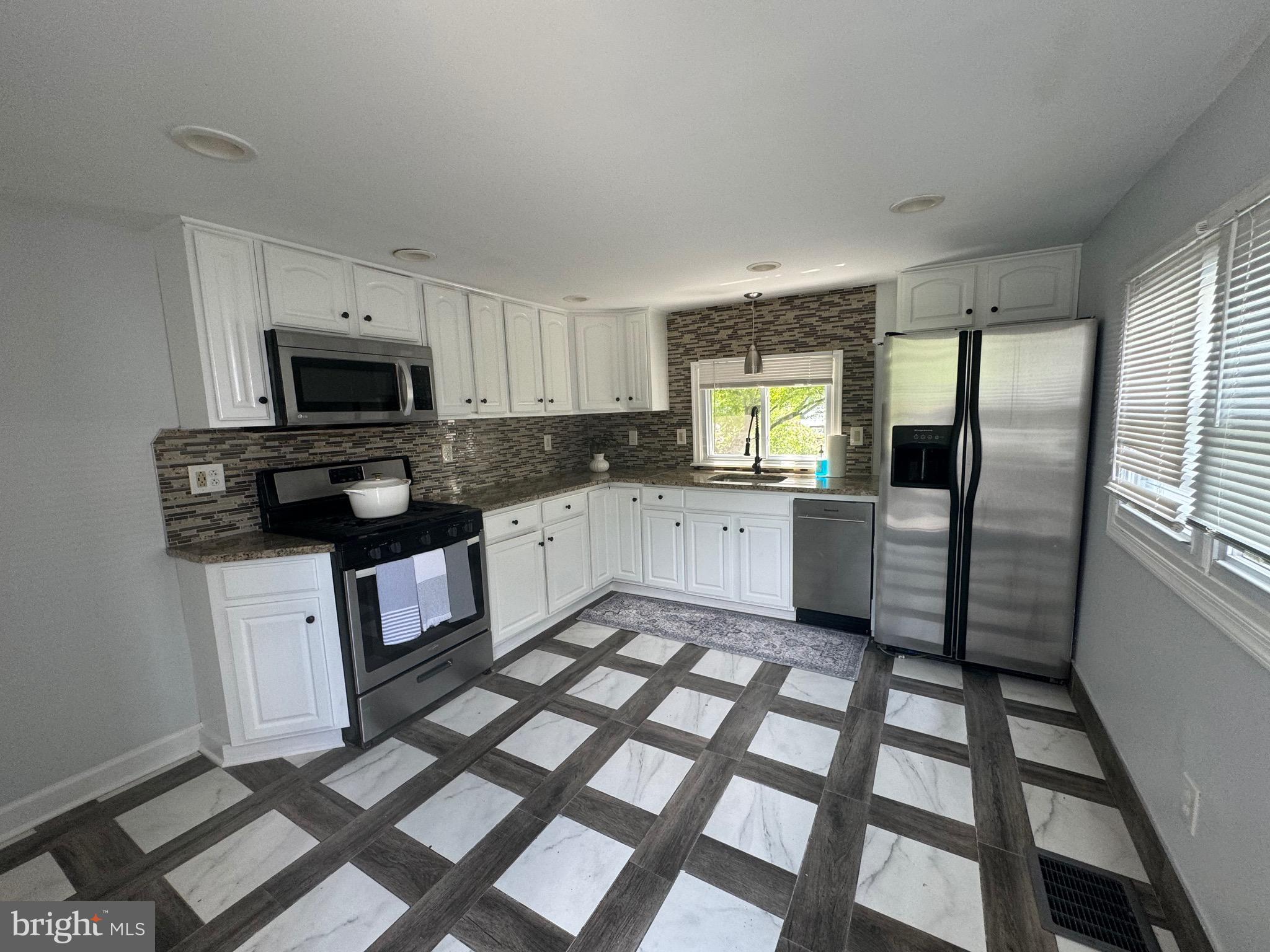 908 Mill Road Bensalem, PA 19020 - Photo 8 of 40 Gallery Image 8
