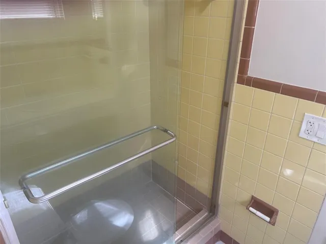 $2,950 | 1410 North 65th Avenue, Hollywood, FL 33024