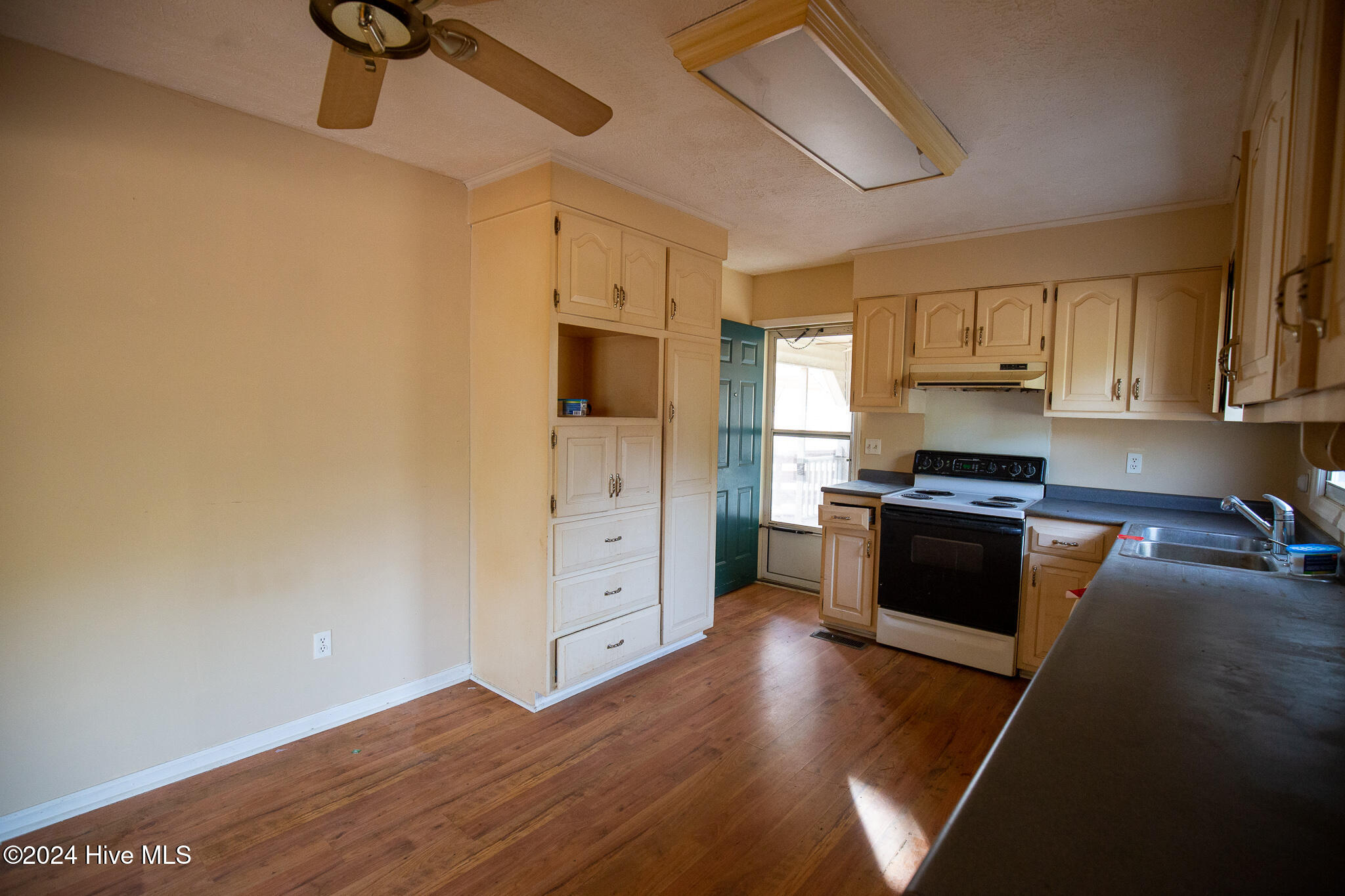 865 Silver Spoon Road Evergreen, NC 28438 - Photo 18 of 33 evergreen kit3