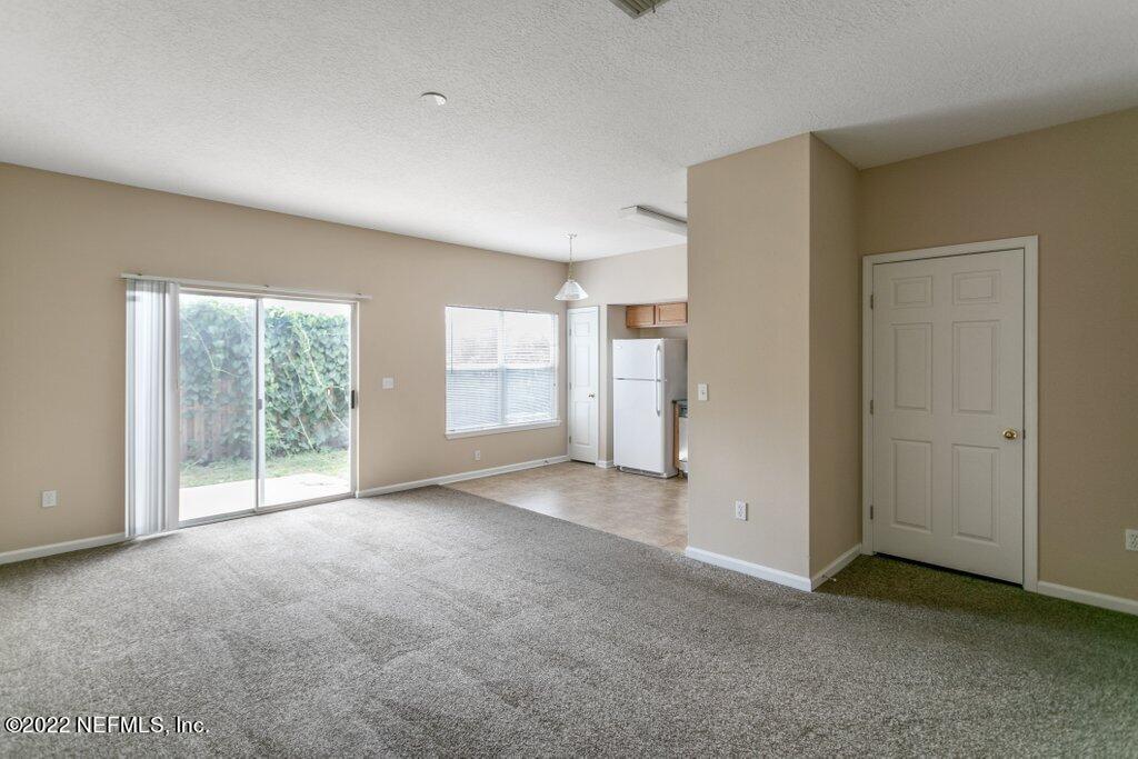 5260 Collins Road, Unit 902 Jacksonville, FL 32244 - Photo 8 of 28 5260 Collins Rd Unit 902 (8).jpg-SMALL
