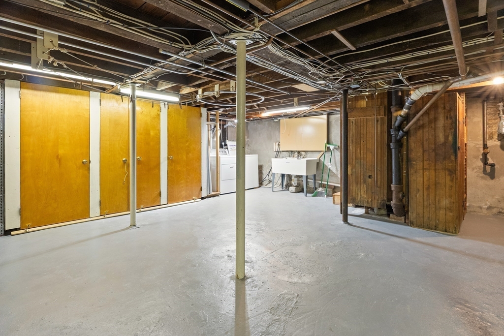 32 South Pine Street Haverhill, MA 01835 - Photo 30 of 37